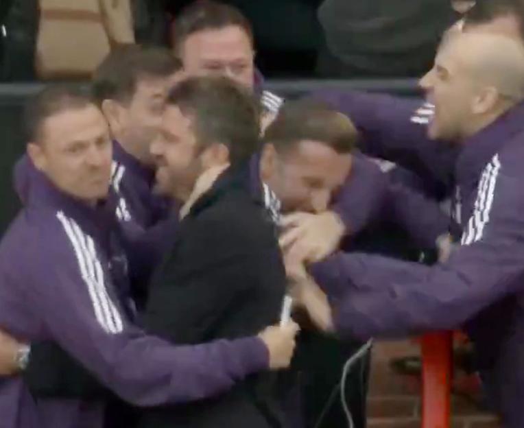 NINTCHDBPICT001052838173