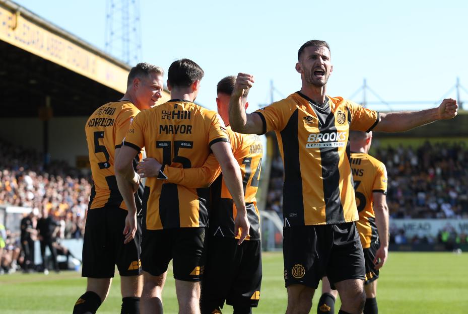 Cambridge United v Barrow - Sky Bet League Two - Cledara Abbey Stadium