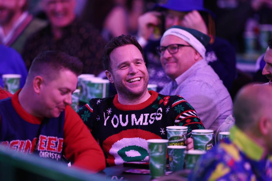 'Old Olly Murs Tweet Surfaces After Fans Booed Him at the World Darts Championship'