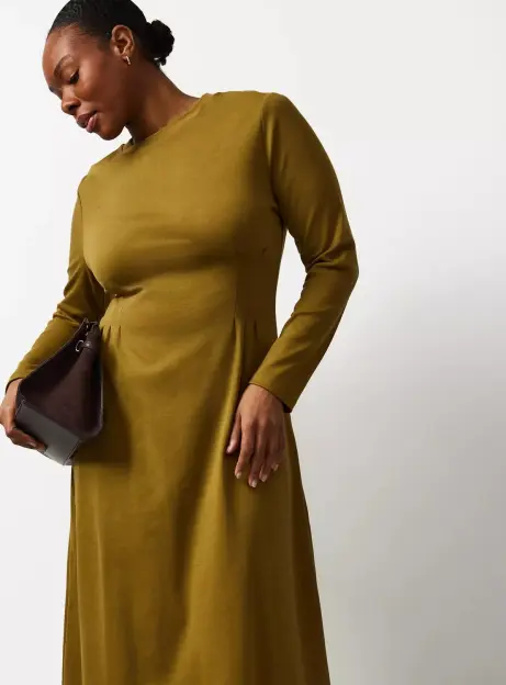 Shoppers Flock to Sainsbury's for Must-Have £18 Dress – Selling Out in Every Color!