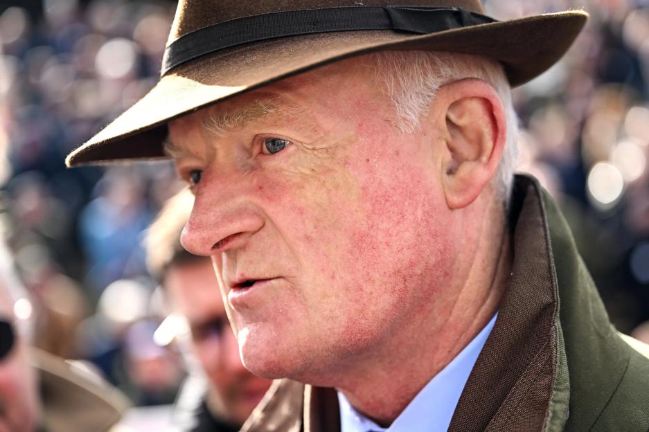 Willie Mullins ‘Pulls the Strings’ by Withdrawing Horse from Cheltenham Festival Race
