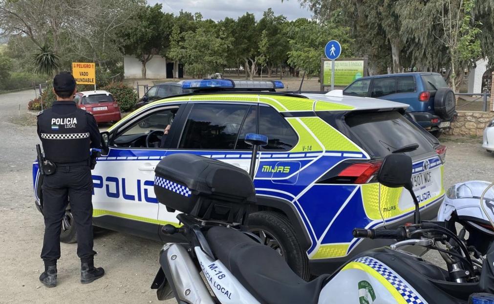 **FULL COPY BY GERARD COUZENS.-TEL: +34 659 567 821**.A FORMER West Bromwich Albion footballer has reportedly been arrested on the Costa del Sol following a drugs raid.