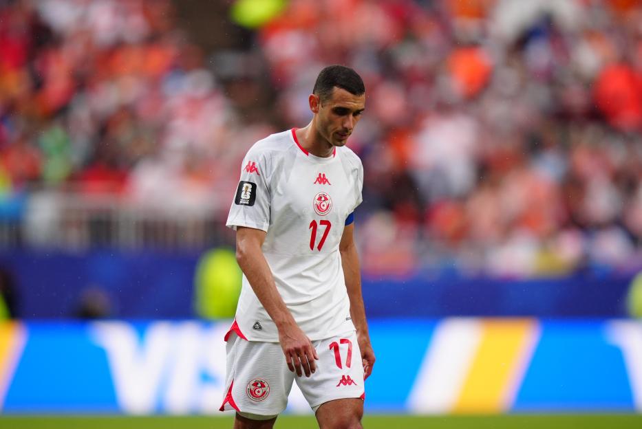 Koeman Outraged as World Cup Match Delayed When Tunisia Fields Just Ten Players, Leaving Dutch Stars Confused