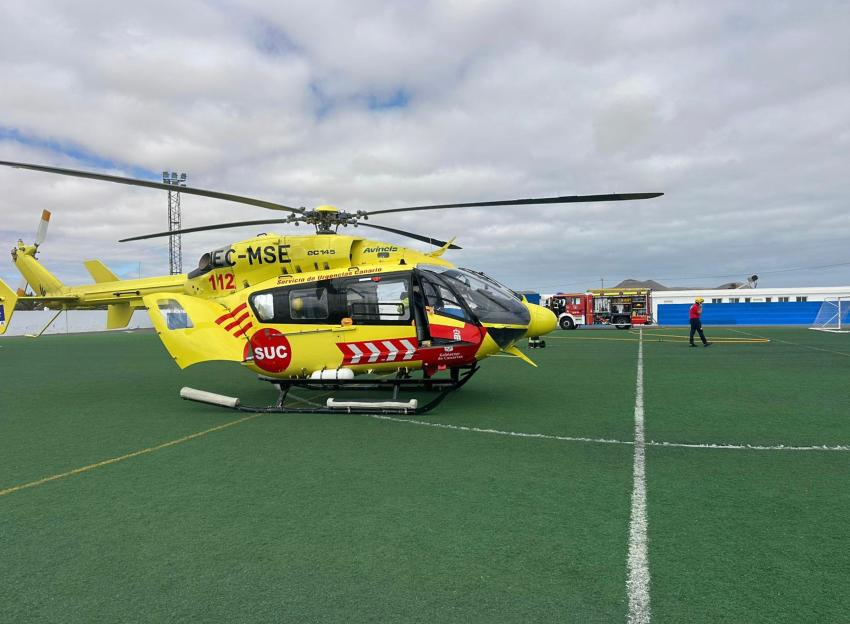 **FULL COPY BY GERARD COUZENS.-TEL: +34 659 567 821**.A BRITISH toddler has died in hospital after being rescued from her familys hotel holiday pool in the Canary Islands.