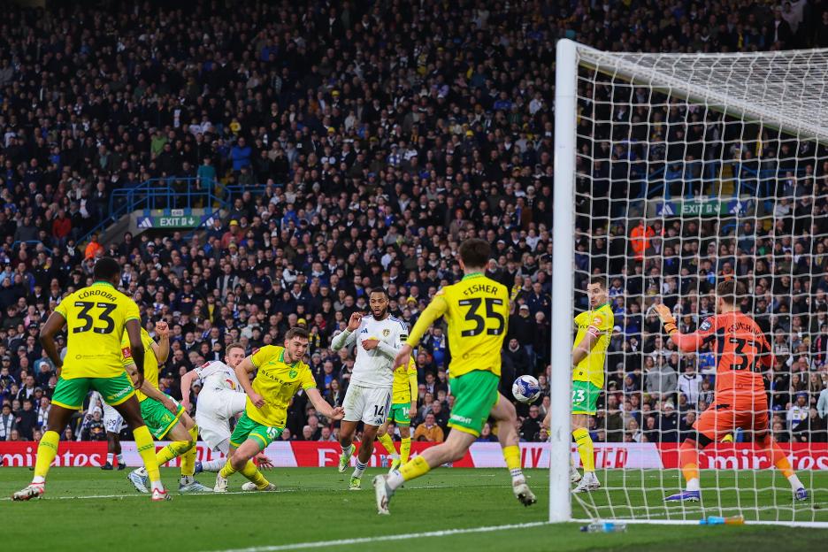 Leeds Triumphs 3-0 Over Norwich: Check Out Sean Longstaff's Stunning Goal that Propels Whites in FA Cup!