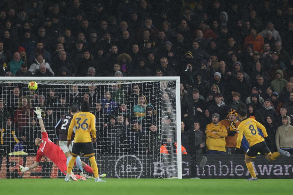 FBL-ENG-PR-WOLVES-ASTON VILLA