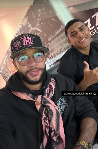 Ex-Man Utd Star Touches Down by HELICOPTER at 50,000-Seat Stadium to Support His Team