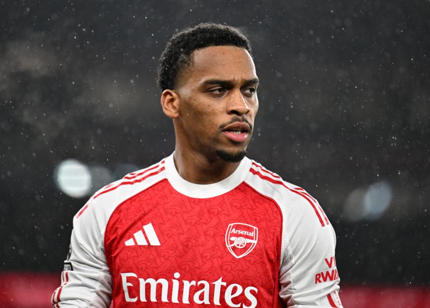 Jurrien Timber Shares the Key to Arsenal's Sturdy Defense: Conceding Seven Goals Fewer Than Any Other Team in the Premier League!