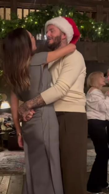 David and Victoria Beckham’s Heartfelt Christmas: A Slow Dance and a Message for Estranged Son Brooklyn