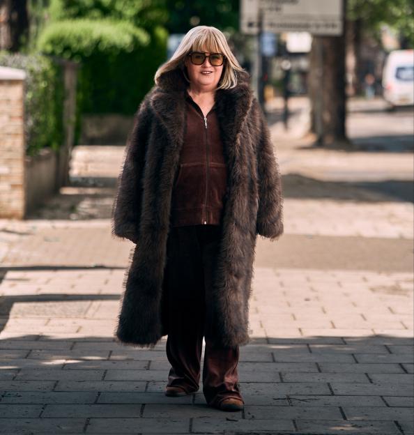 Susan Boyle Turns Heads in a Fur Coat and Chic Bob Amid 35°C Heat, Teasing Exciting Comeback!