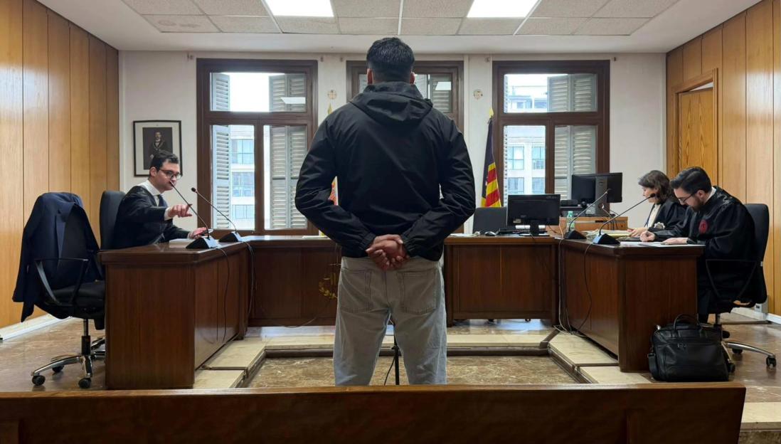 **FULL COPY BY NATALIA PENZA**.-TEL: +34 659 567 821**.A TAXI driver who sexually assaulted a British holidaymaker after picking her up in Magaluf then kicking her out of his cab with the words has escaped prison.