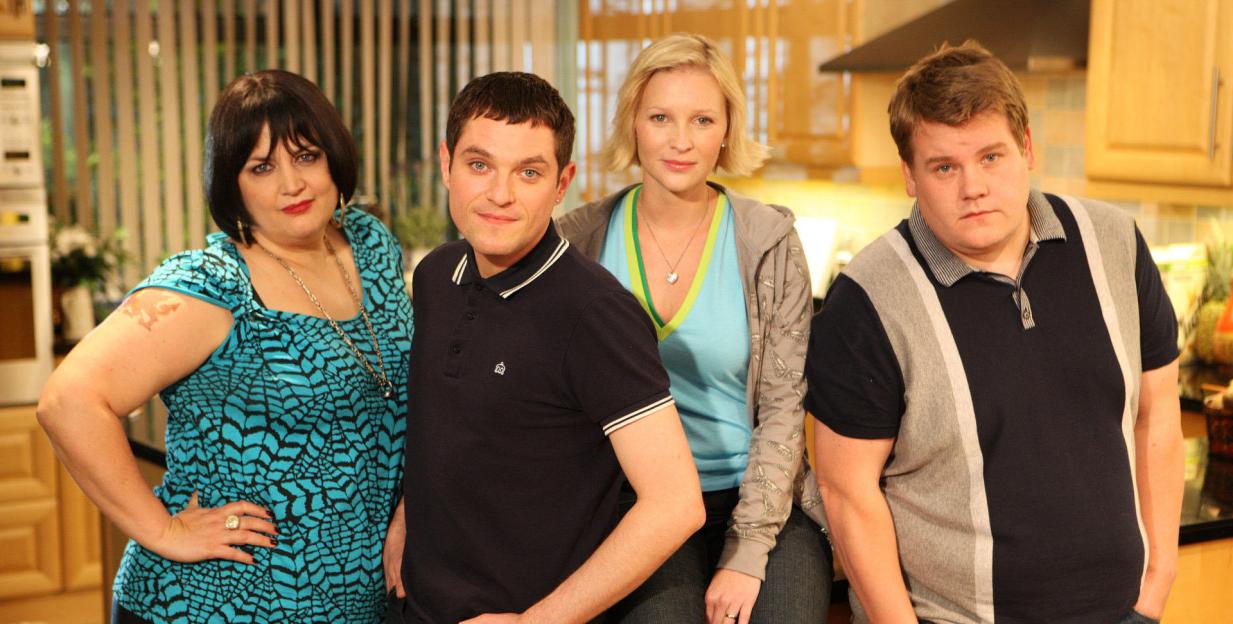 Gavin & Stacey Serie TV Saison 3 2010 Joanna Page Mathew Horne Alison Steadman Ruth Jones James Corden Larry Lamb Melanie Walters Rob Brydon. Collection Christophel ¿ Baby Cow Productions
