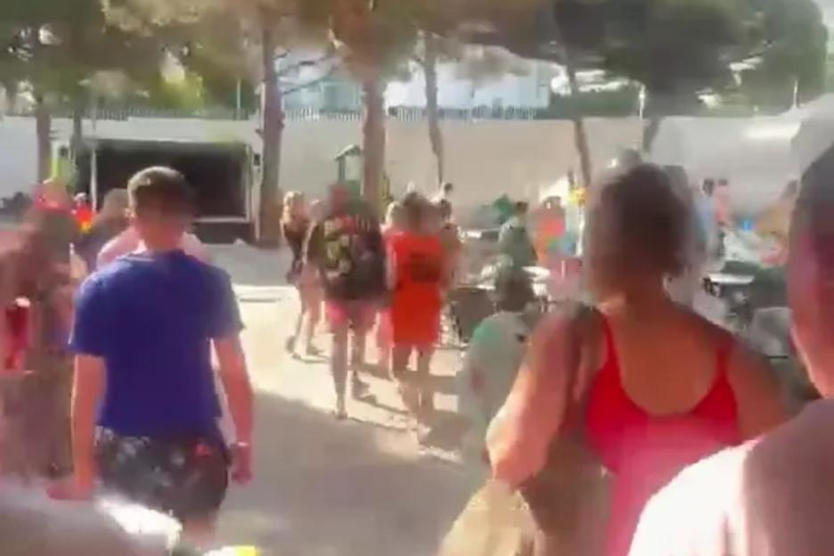 Brit Vacationers Go for Gold in Hilarious 'Sun Bed Olympics' at Luxurious Spanish Resort!