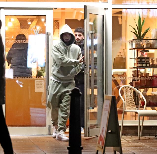 NINTCHDBPICT001049898885