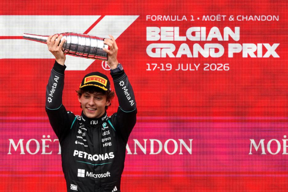 TOPSHOT-AUTO-PRIX-F1-BEL-PODIUM