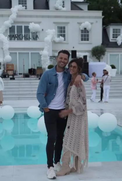 NINTCHDBPICT000840852744