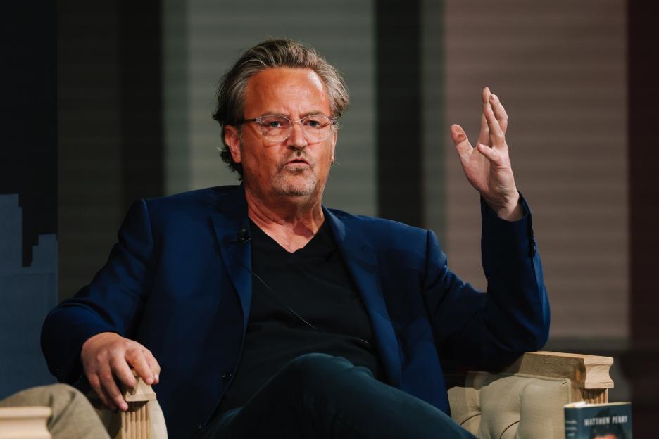 Matthew Perry speaking about his book at the Los Angeles Times Festival of Books.