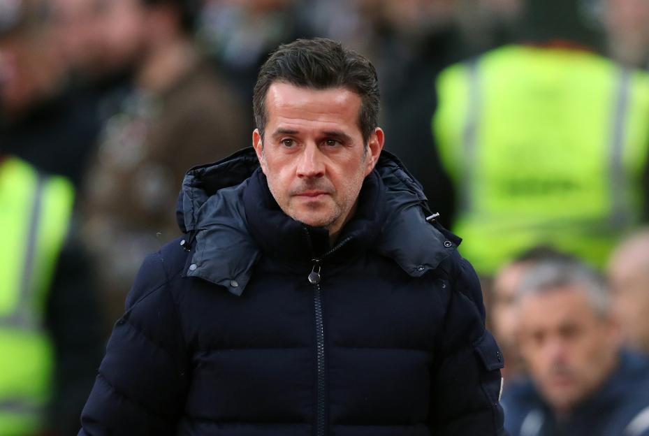 Fulham on Alert: Man Utd Set to Pursue Marco Silva as Coach Delays Response to Two-Month-Old Contract Offer