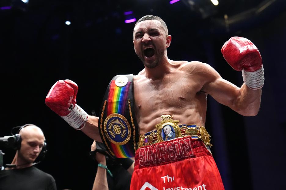 Troy Williamson v Callum Simpson - First Direct Bank Arena