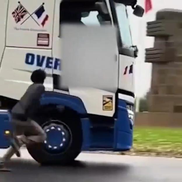 'Bold Migrants Reveal Shocking TikTok Guide on Smuggling into the UK'