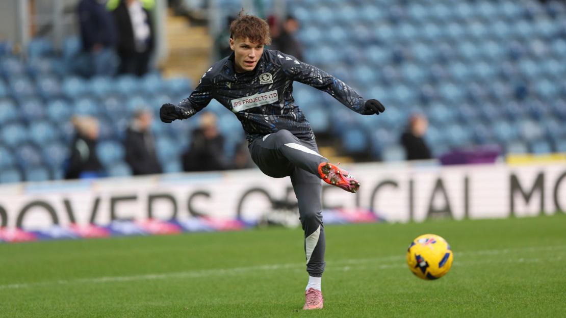 Arsenal Set to Target Former Premier League Champions for Striker They Missed Last Summer