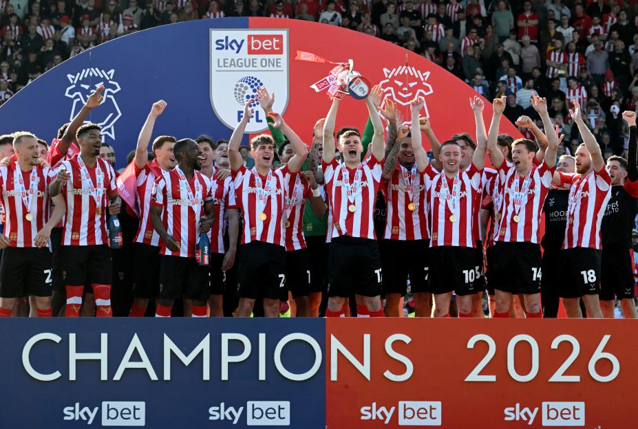 Lincoln City v Wycombe Wanderers - Sky Bet League One