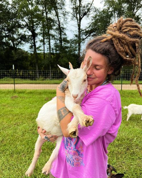 VIDEO: ¿I used my OnlyFans cash to buy FIVE homes ¿ having a mini property empire at 28 makes me feel more secure than ever¿