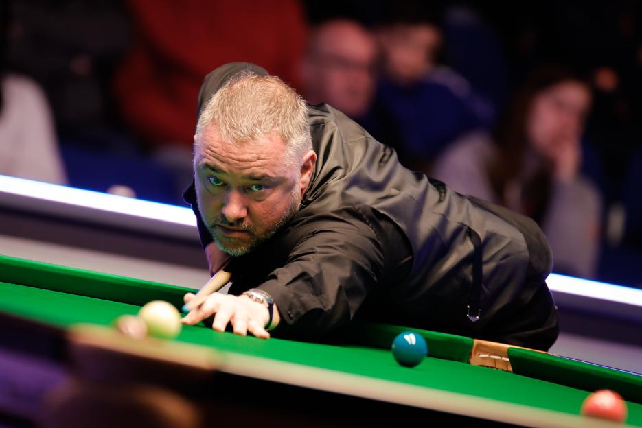 '6-0, Right? Ronnie O'Sullivan and Mark Williams Clash Over Snooker Icon Stephen Hendry's Comeback'
