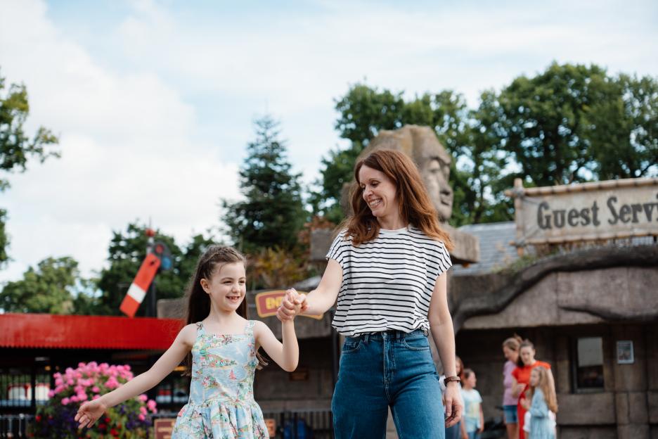 14 Thoughtful Ways to Pamper Mom This Mother's Day—From Free Fizz to Enchanting Family Adventures!