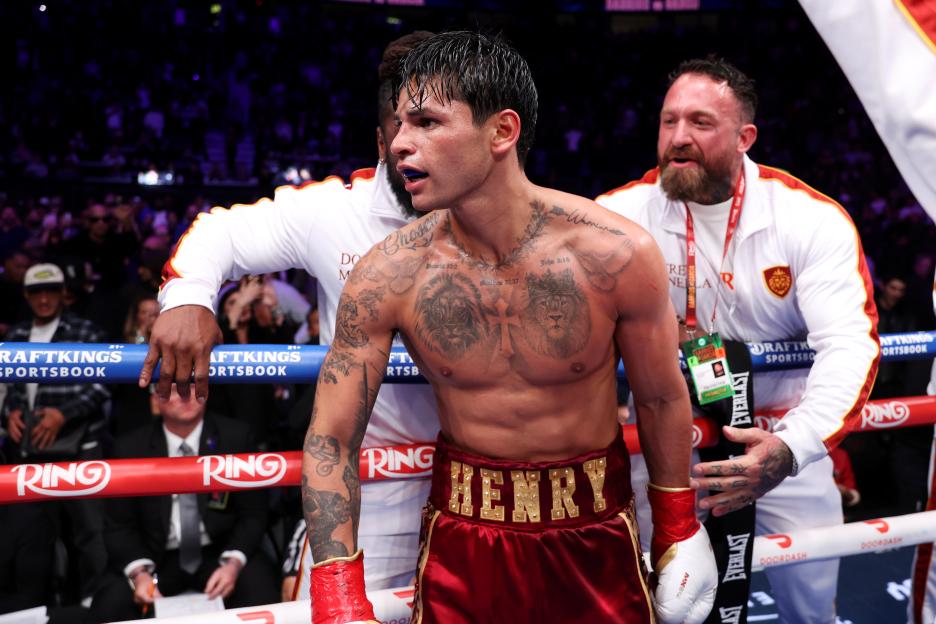 Mario Barrios v Ryan Garcia