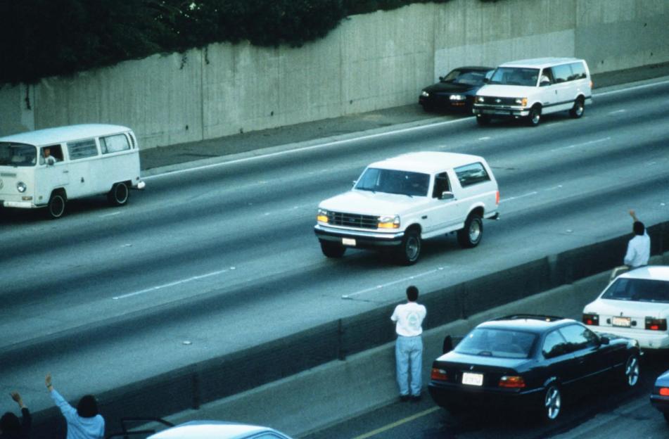 Motorists Wave At O.J. Simpson During Police Freeway Pursuit