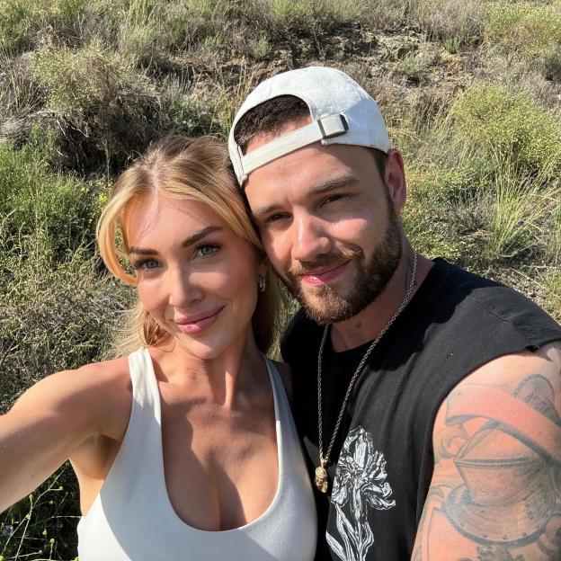 Kate Cassidy and Liam Payne posing for a picture together.