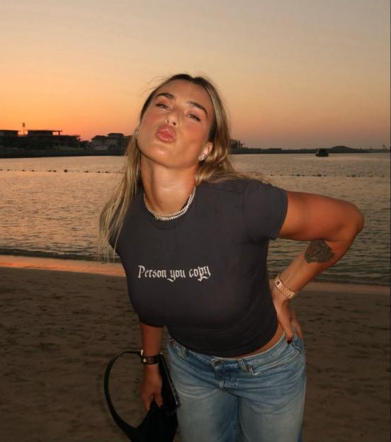 Aryna Sabalenka Turns Heads in Snug T-Shirt with Bold Message, Fans Declare Her 'Absolutely Stunning'