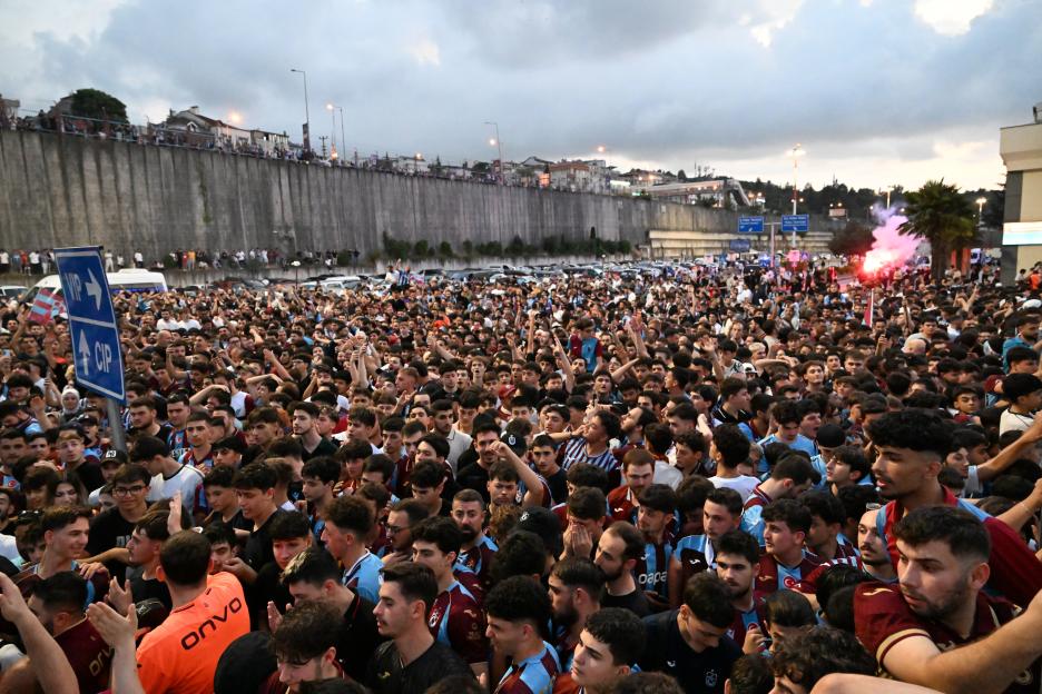 Egyptian footballer Mohamed Salah arrives in Trabzon, Turkiye