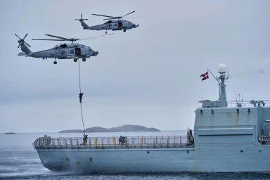 British Forces Thwart Russian Sabotage Scheme After Spotting Submarines Training in the Arctic for Secret Weapon Deployment