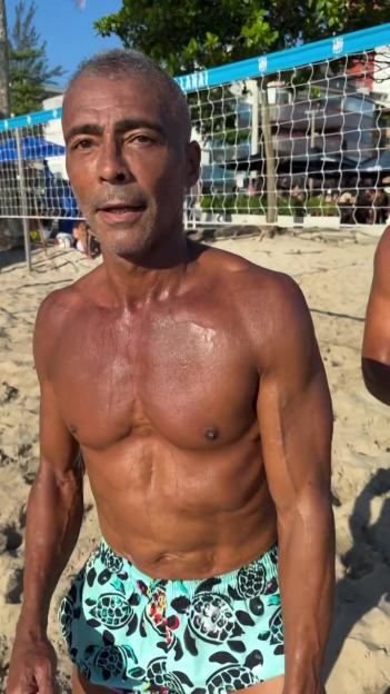 Brazilian World Cup Legend, 60, Shows Off Impressive Physique While Dominating Beach Volleyball and Celebrating with a Victory Dance!