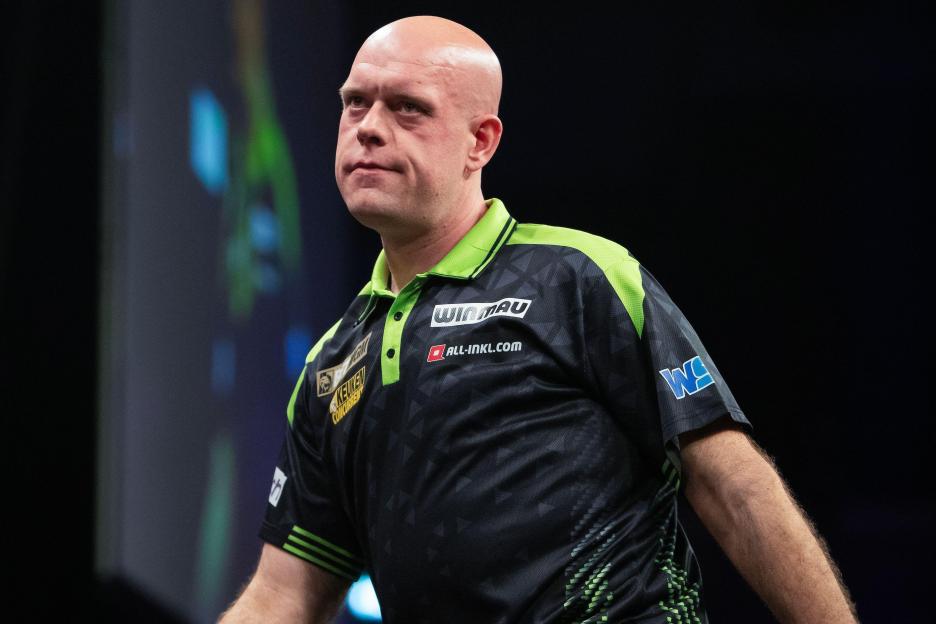 Michael van Gerwen in Danger of Ranking Plunge and Premier League Surprise Exit Amid Rising Consistency Concerns