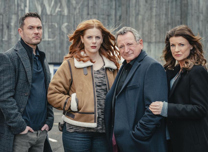 Alex Murdoch, Amber Murdoch, Lenny Murdoch, and Lydia Murdoch from the TV show River City.
