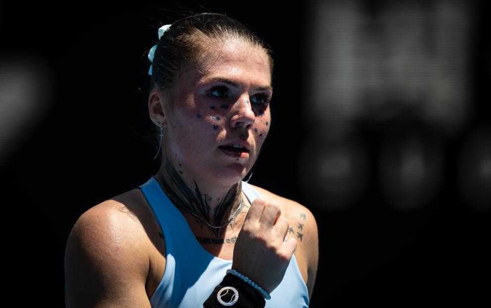 Australian Open Sensation Shocks Fans with Unexpected Face Tattoos in First Round Loss – Here’s What They Mean!