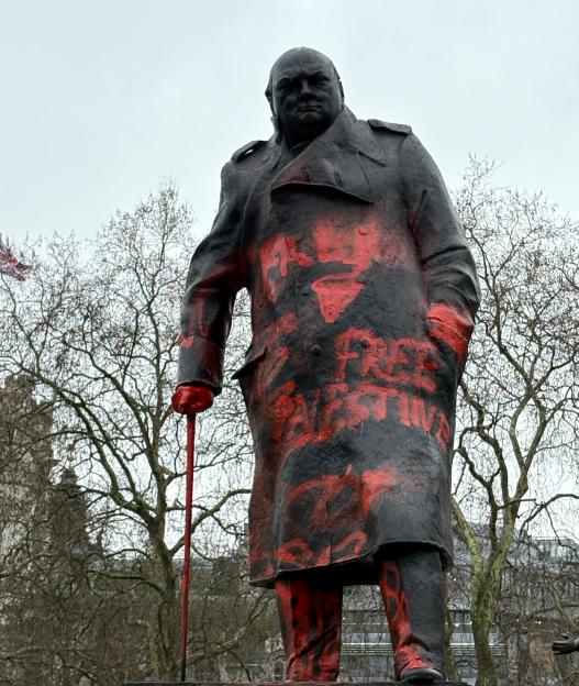 Churchill statue vandalised