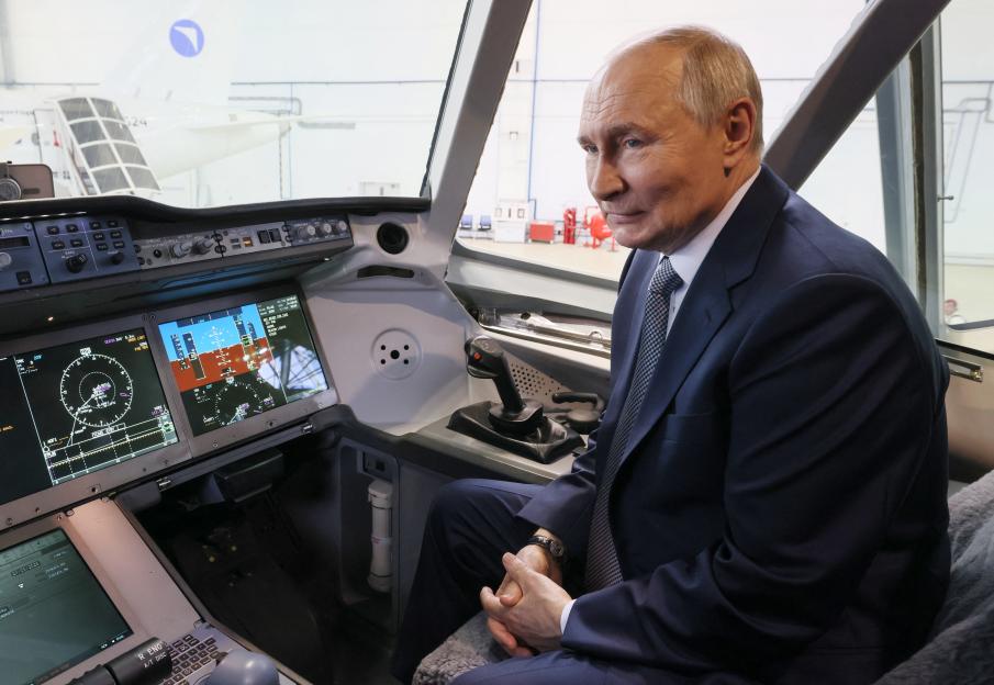 Putin's 'Doomsday Radio Station' Activates Amid Warnings of a Possible False Flag Attack on the West