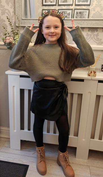 Girl dies after suspected eye strain from playing Roblox turned out to be tumour