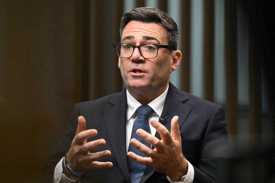 Burnham's Strategy for Small Boat Migrants Revealed – But It's Just a Mirror of Starmer's Approach