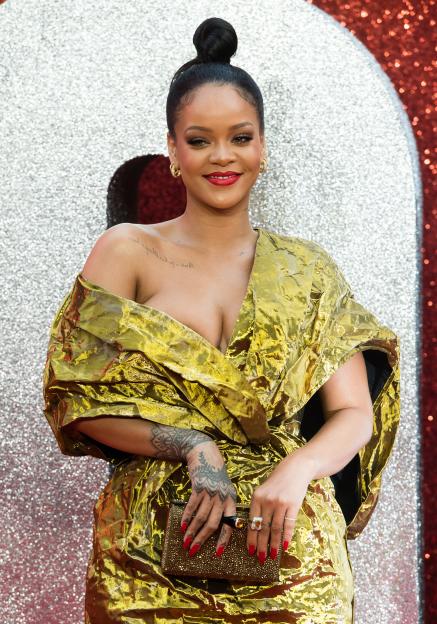 Rihanna attends the "Ocean's 8" UK premiere.