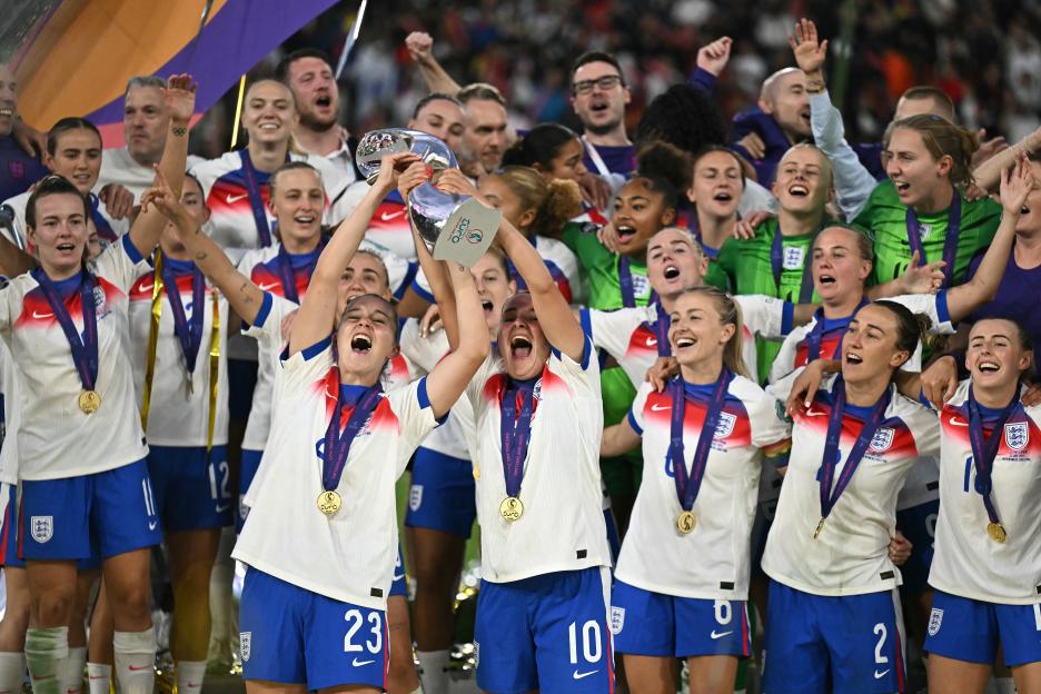 England's women's football team lifts the UEFA Women's Euro 2025 trophy.