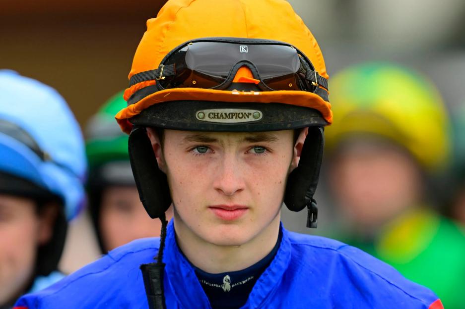 Jockey Son of Legendary Trainer Switches from Nicky Henderson to Paul Nicholls and Quickly Scores a Win!