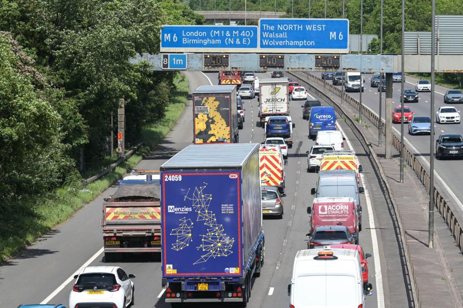 M5 Gridlock Near Major UK Airport as Police Respond to 'People in the Road'