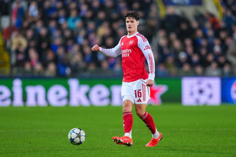 Arsenal's Christian Norgaard Shares Heartwarming Christmas Gift from Grandma That Fuels His Trophy Ambition