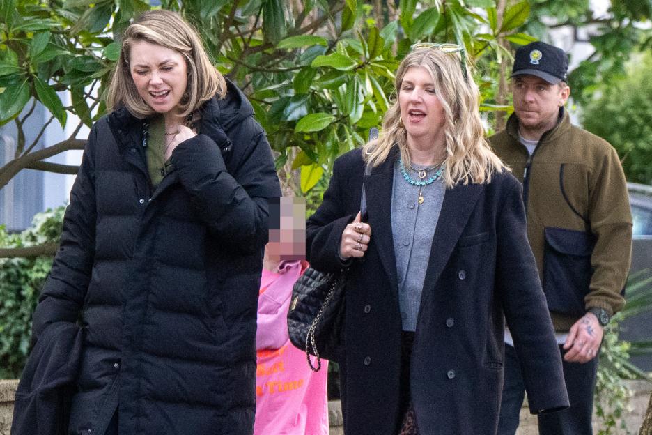 Excl - Danny Jones Kiss