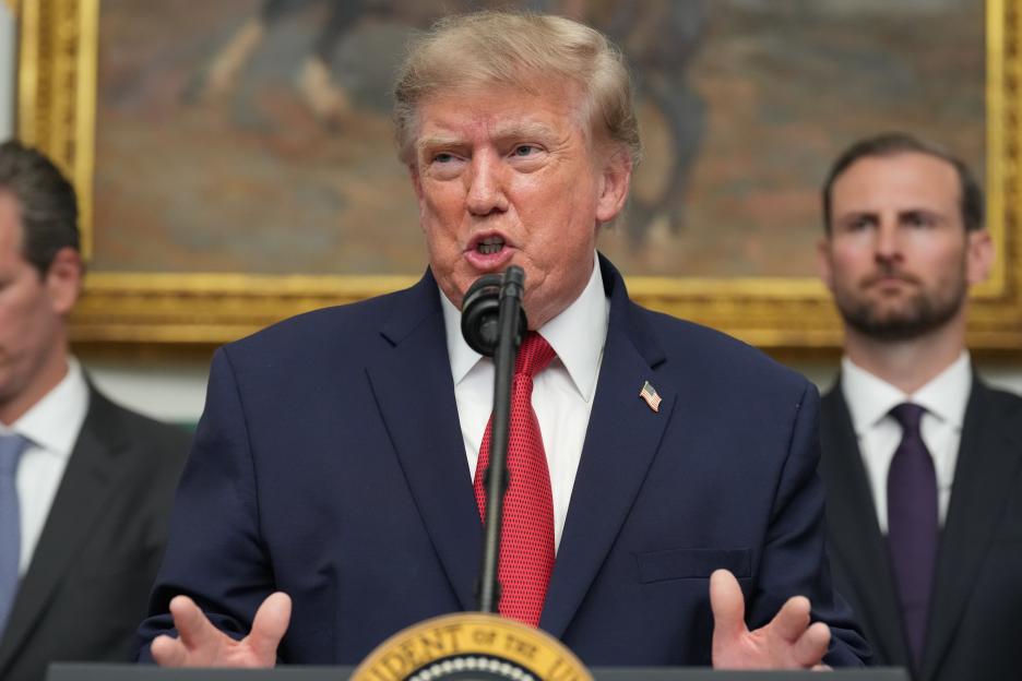 Trump's Fiery Pledge: 'Economic D-Day' Against Iran as He Claims 'Maniacs Are on the Ropes' in New Initiative